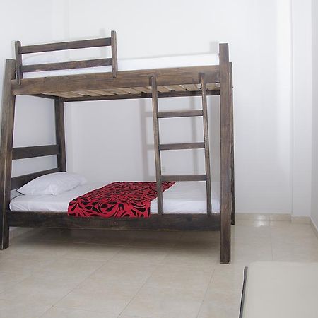 קאלי Hostal Alameda מראה חיצוני תמונה