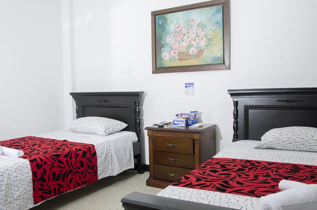 קאלי Hostal Alameda חדר תמונה