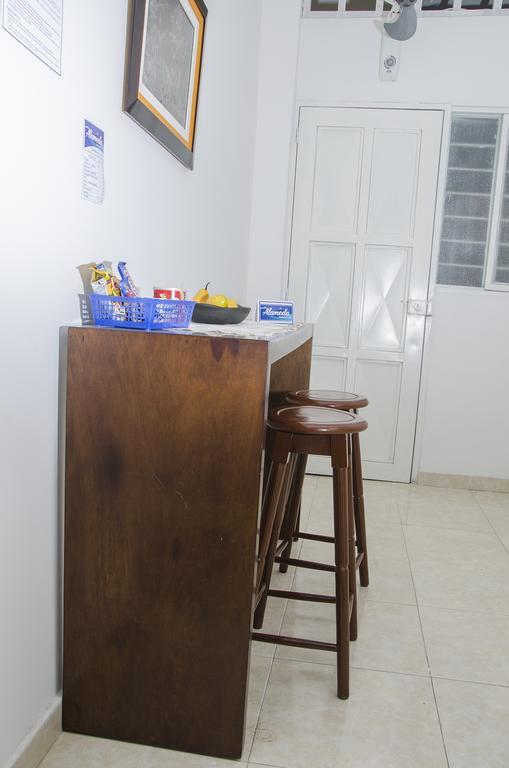 קאלי Hostal Alameda מראה חיצוני תמונה