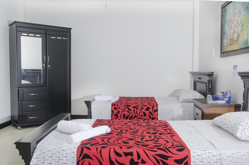 קאלי Hostal Alameda חדר תמונה